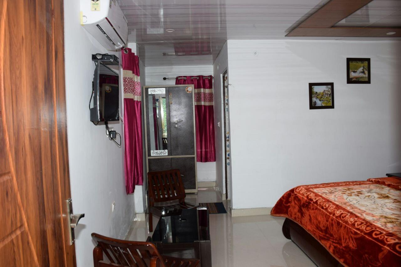 V Resorts Brv Resort 穆索里 外观 照片