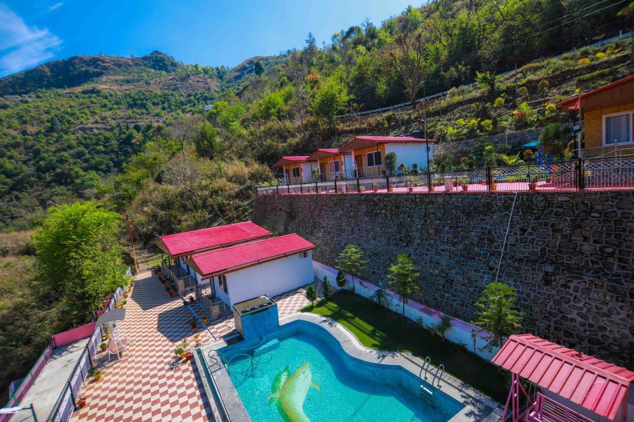 V Resorts Brv Resort 穆索里 外观 照片