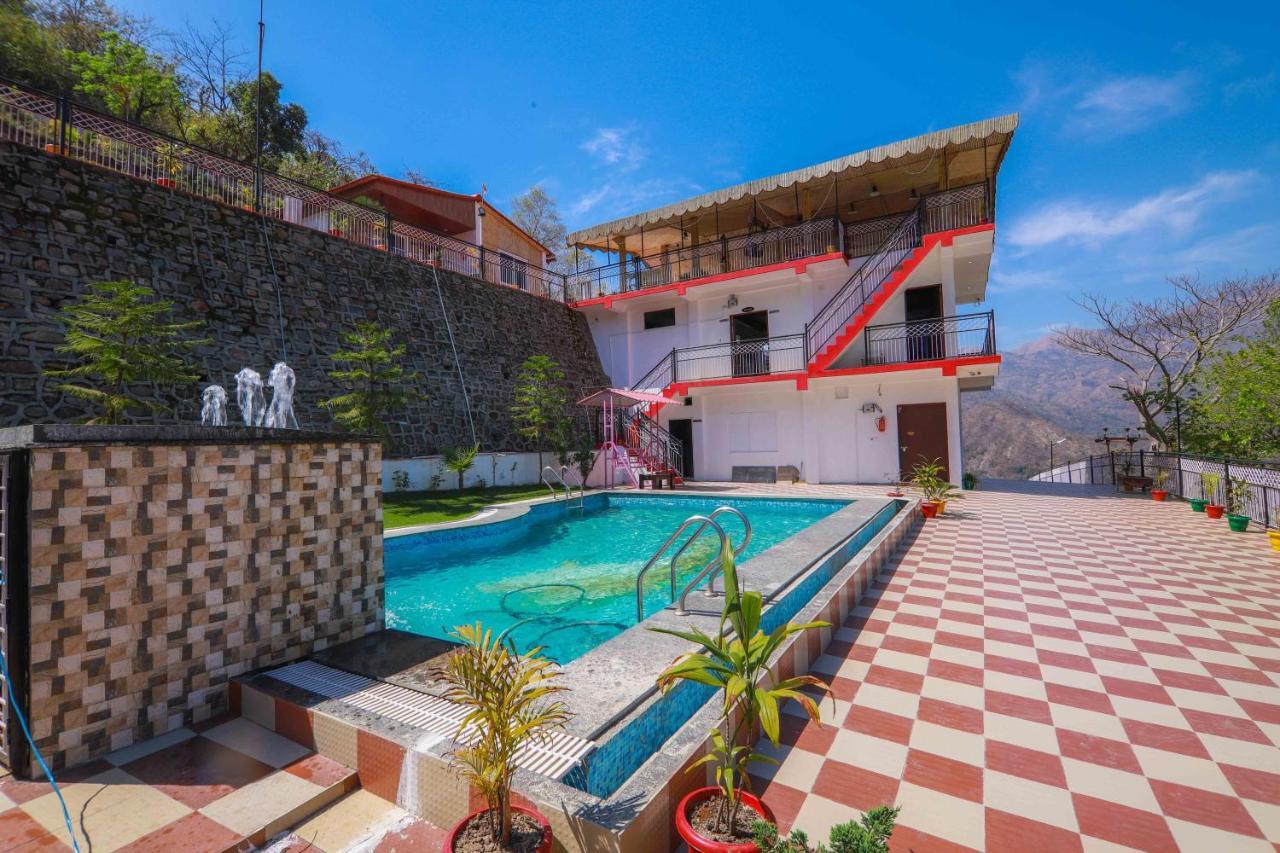 V Resorts Brv Resort 穆索里 外观 照片