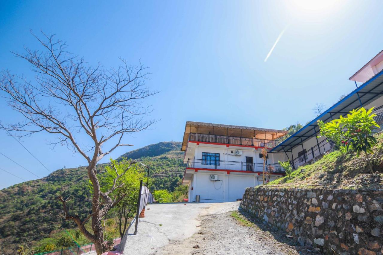 V Resorts Brv Resort 穆索里 外观 照片